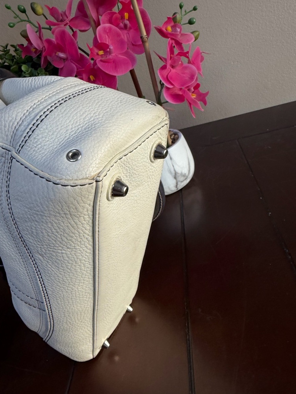 Coach Hampton braided satchel in white and black pebble leather - Picture 15 of 16